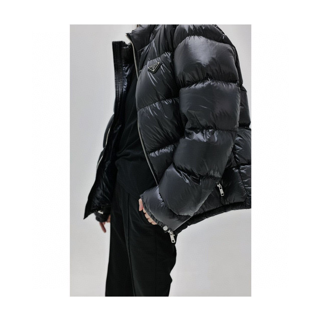 Prada Winter Black Oversize Genderless Hooded Zip Puffer Down Jacket #97147