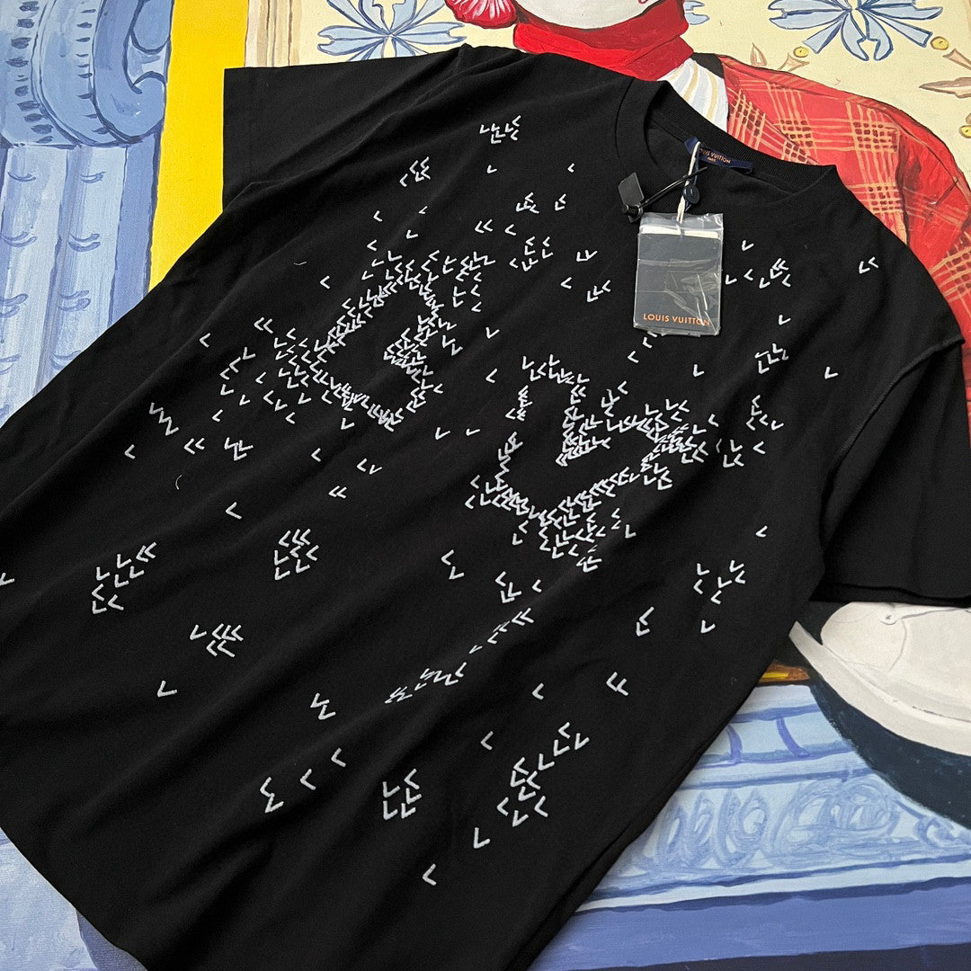 Louis Vuitton Black Embroidered Loose Fitting Short Sleeved T-shirt #21553