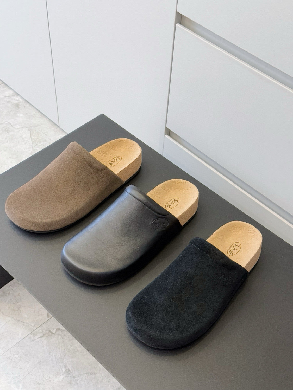 Balenciaga Men's Balenciaga I Scholl Flat Mule In Black Cowhide Flat Logo Birkenstock Shoes Fashion Temperament Trend Casual Shoes Slippers Ngvp #1973
