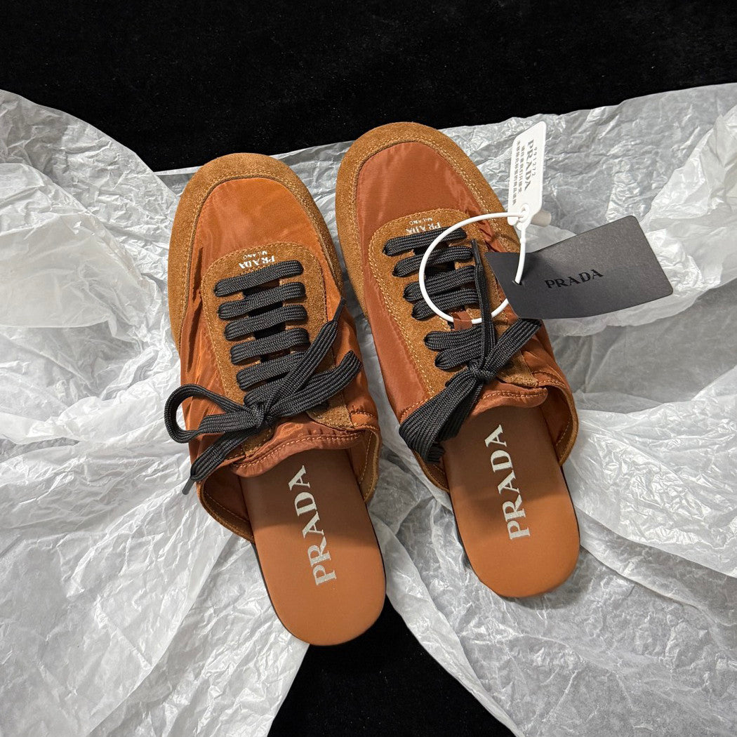 Prada Women's Solid-color Nylon Fabric And Suede Low-top Lace-up Training Shoes #77761