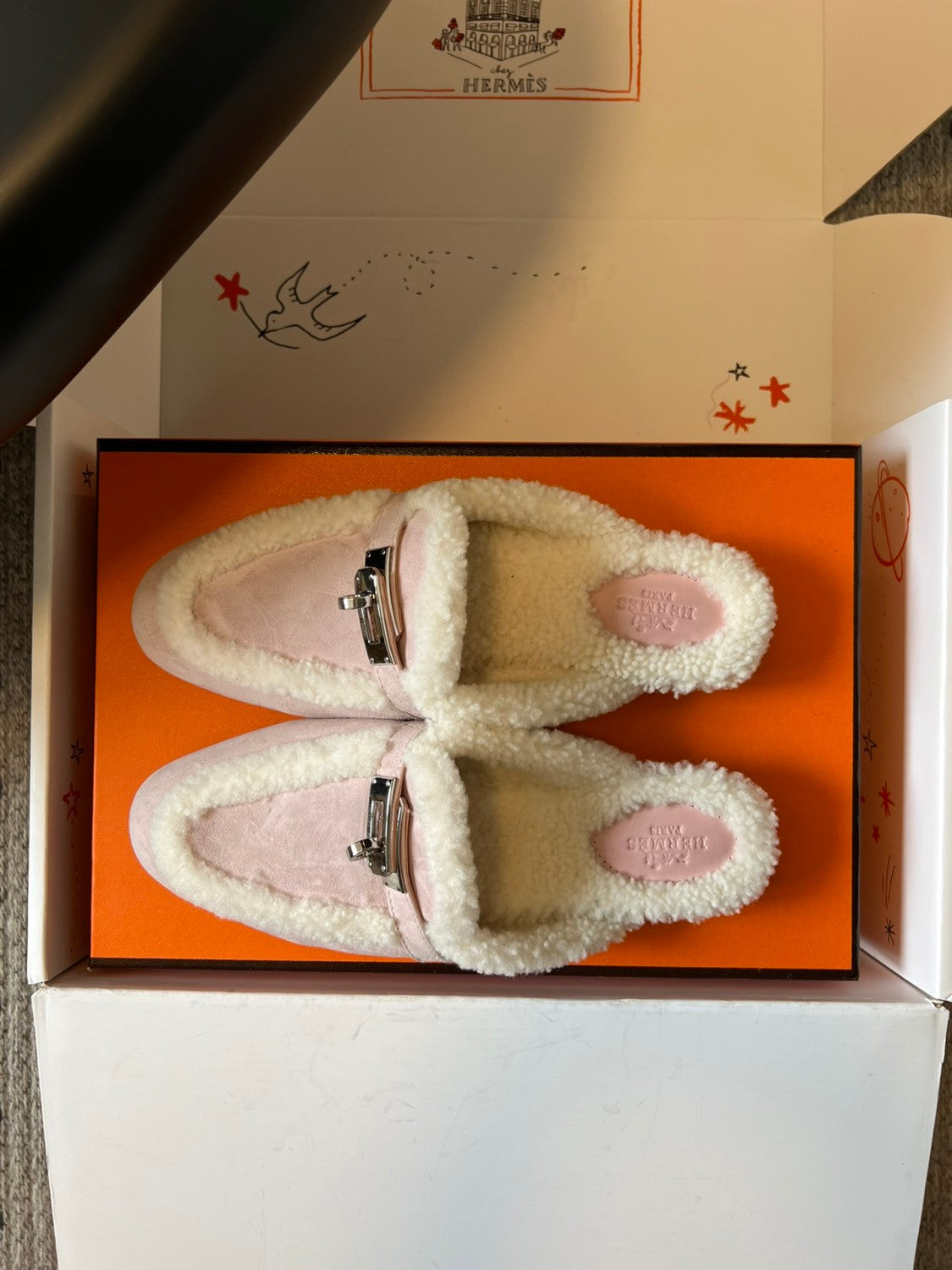 Hermes Women's Winter Suede Round-Toe Flat Half-Slip-On Shoes. Casual Solid Color Slip-On Slippers #81517