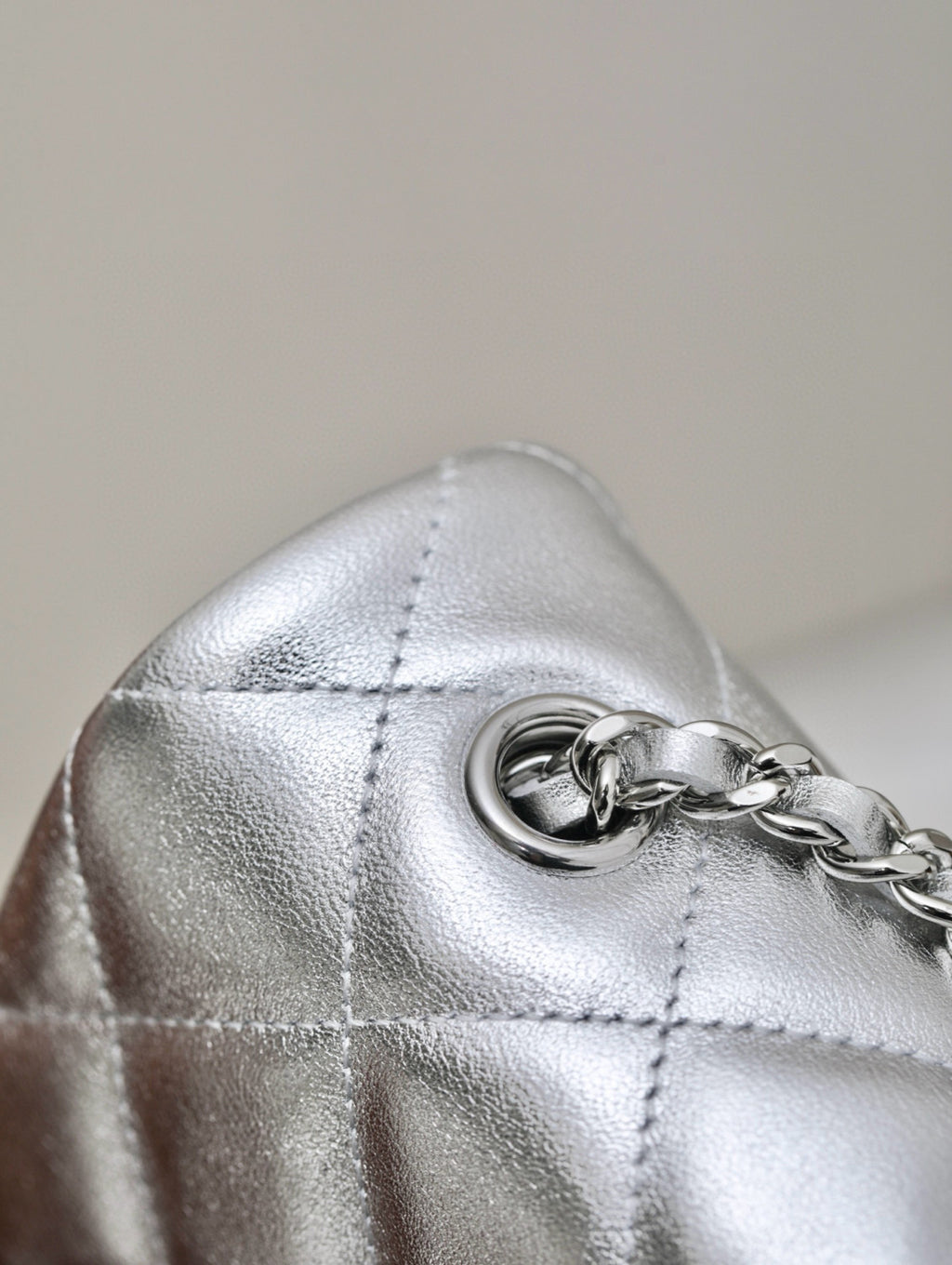 Chanel Women's Solid Color Diamond Pattern Sheepskin Chain Shoulder Strap Crossbody Bag Bags #77781