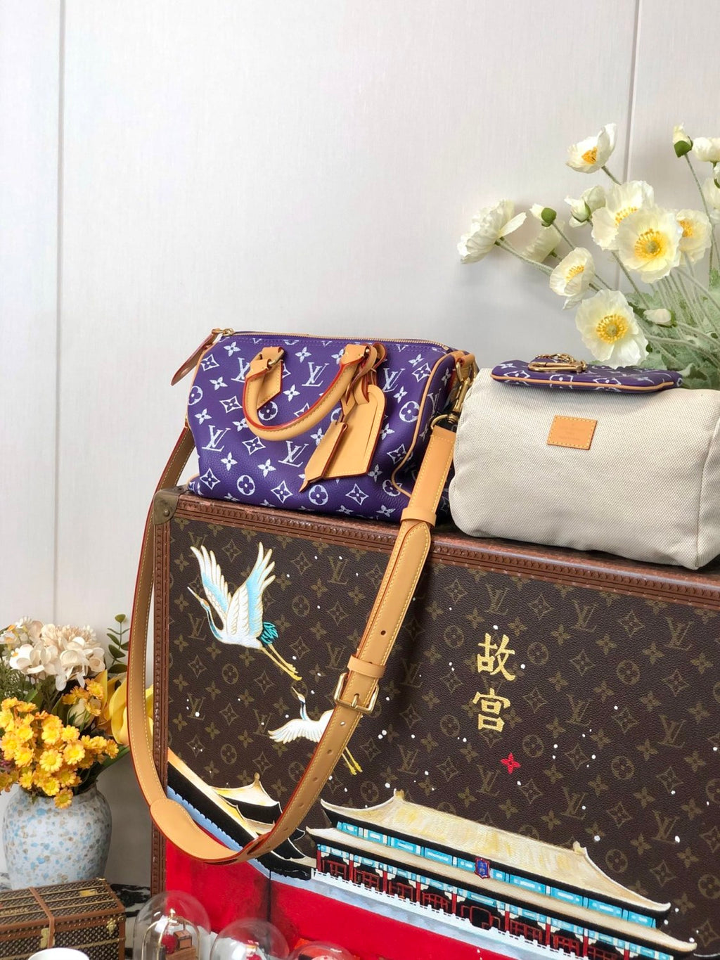 Louis Vuitton Women's Fashion Classic Grape Purple Logo Zipper Closure Leather Shoulder Bag Handbags In Small Medium And Large Sizes Crossbody Bag Bags #78655