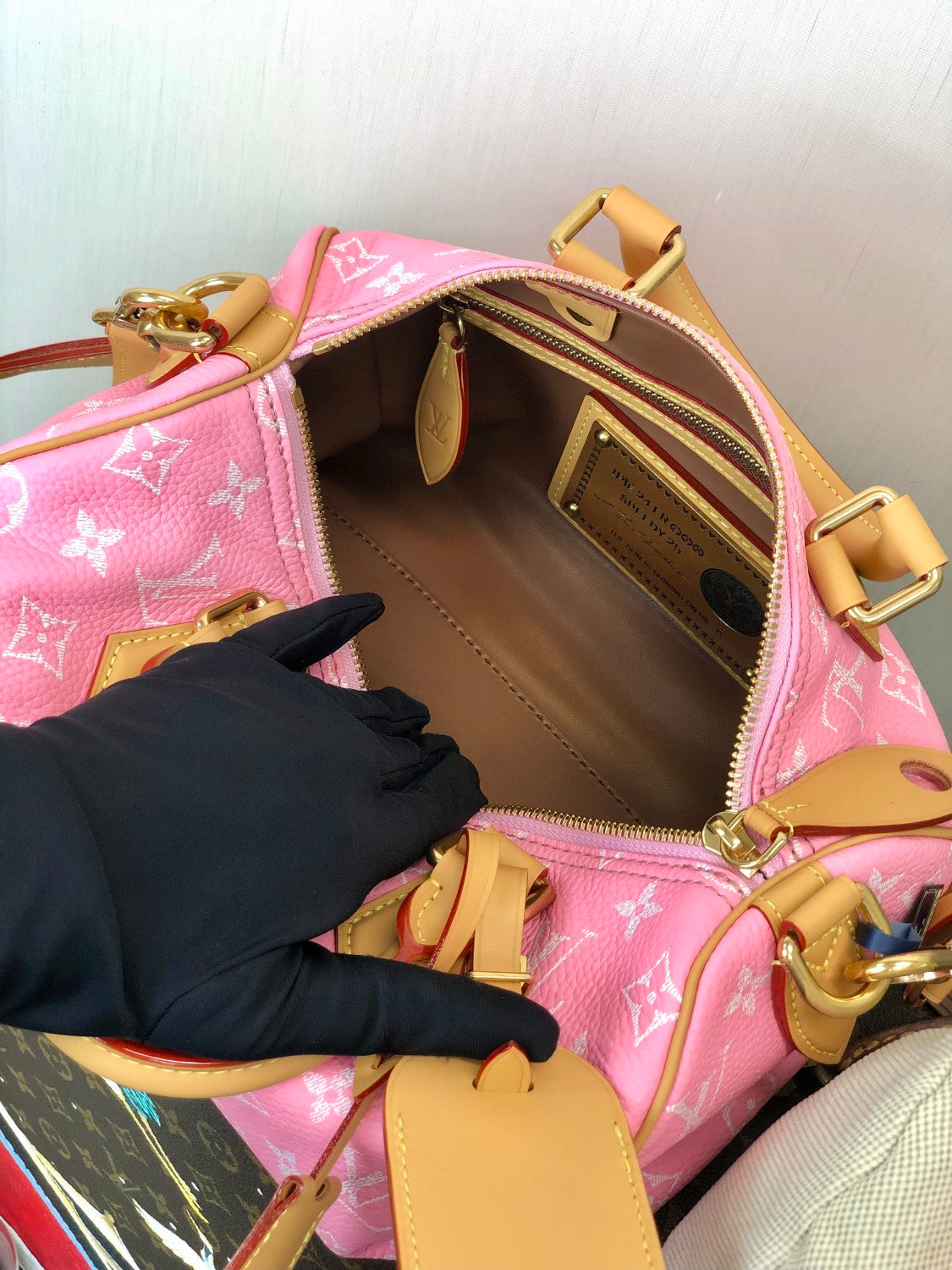 Louis Vuitton Women's Fashion Classic Cherry Blossom Pink Logo Zipper Closure Leather Shoulder Bag Handbags In Small Medium And Large Sizes Crossbody Bag Bags #78657