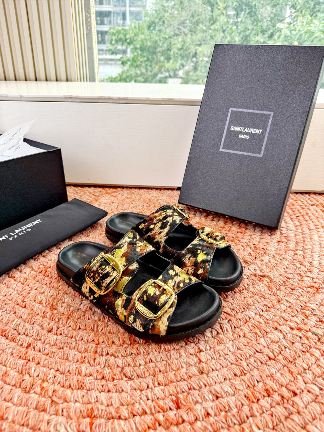 Saint Laurent Ysl Logo Beach Slippers #379498