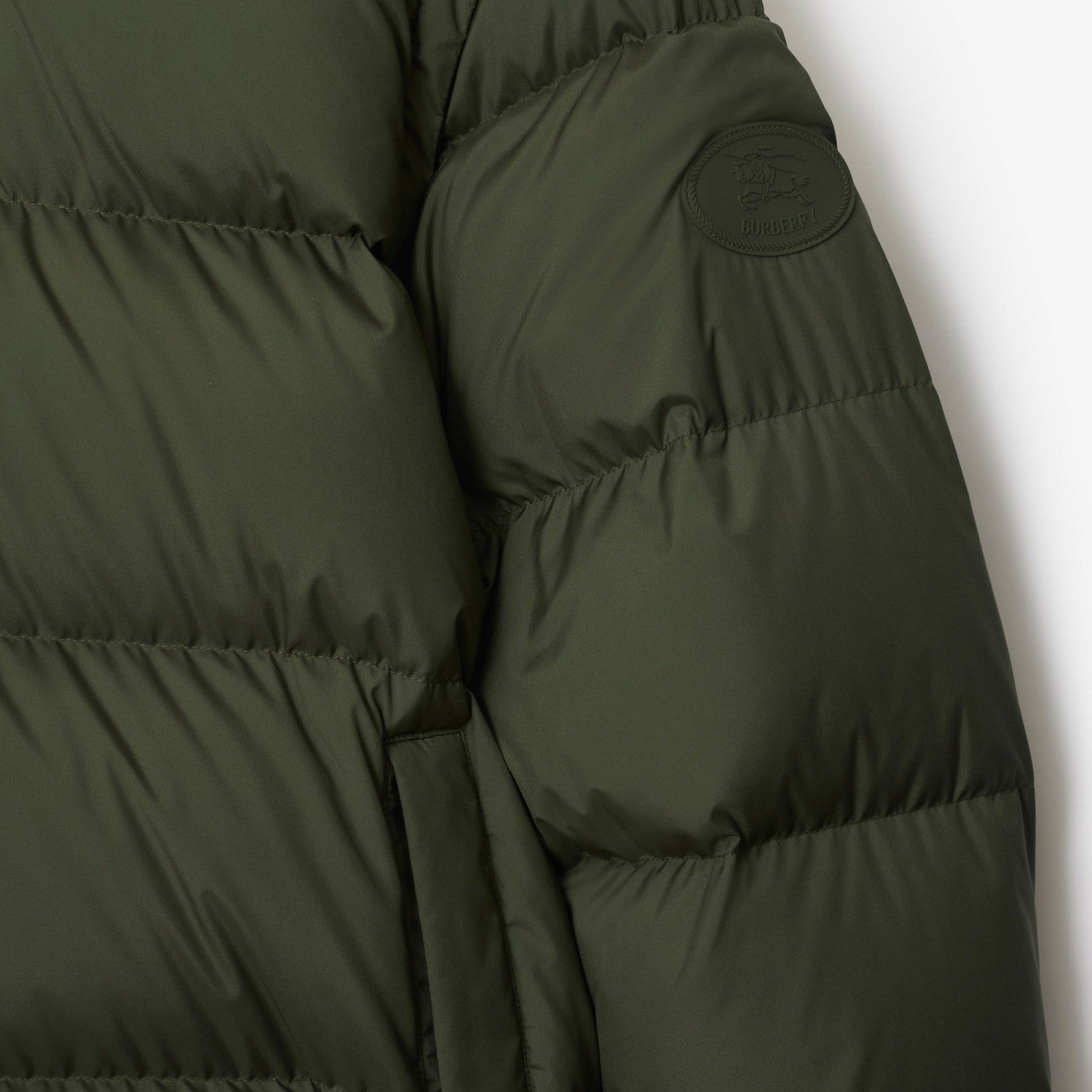 Burberry Detachable Sleeve Puffer Jacket in Flax Men's Nylon #335005