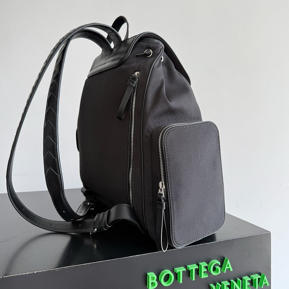 BOTTEGA VENETA  Crossroad Multi-Pocket Backpack Leather Label Nylon Shoulder Bag #332330