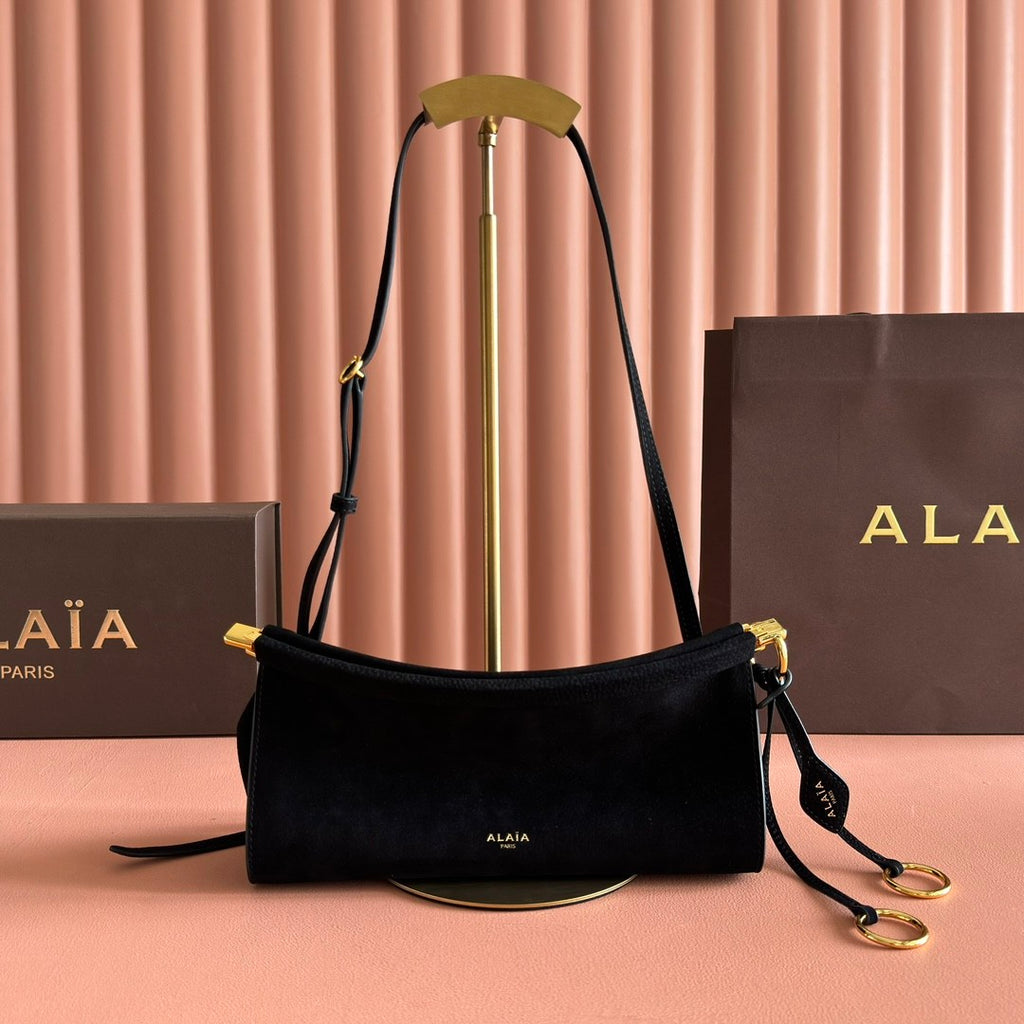 Alaïa Noir Le Click East West Small Bag in Calfskin #336794