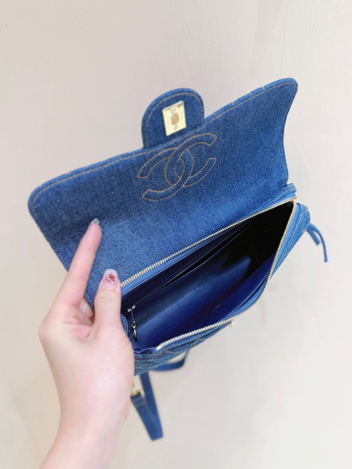 Chanel Vintega Denim Backpack #377605