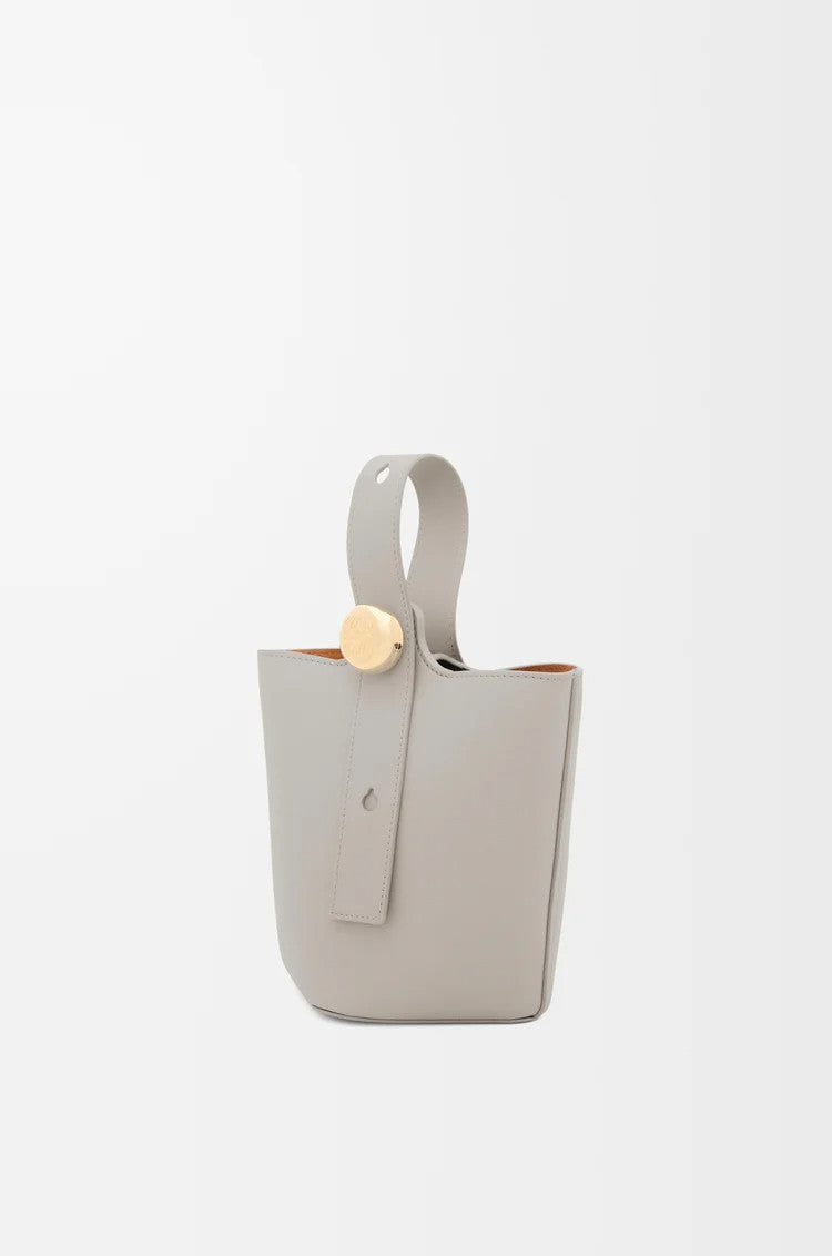 Loewe Mini Pebble Bucket In Smooth Calfskin Bags Stylish Casual Yet Luxurious And Elegant Crossbody Bag #196299