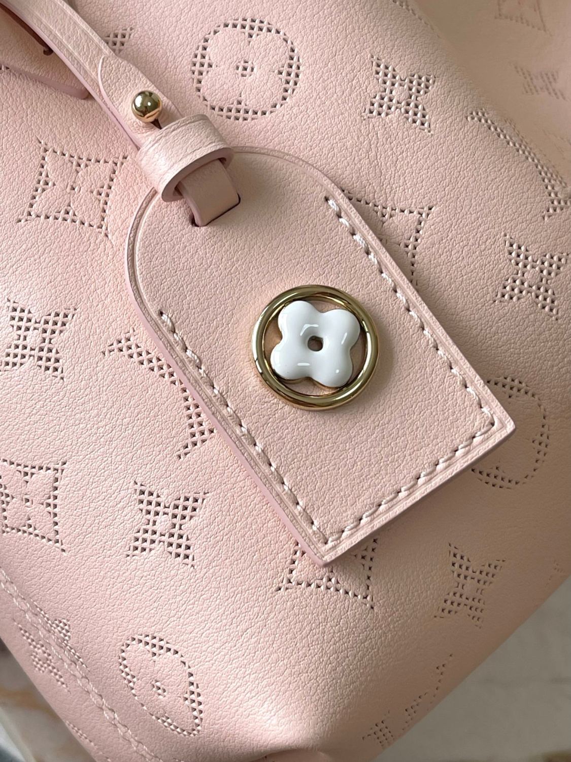 Louis Vuitton LV BUNDLE Women's Solid Color Logo Letter Print Removable Shoulder Strap Leather Single Shoulder Crossbody Tote Bag Bags #76841
