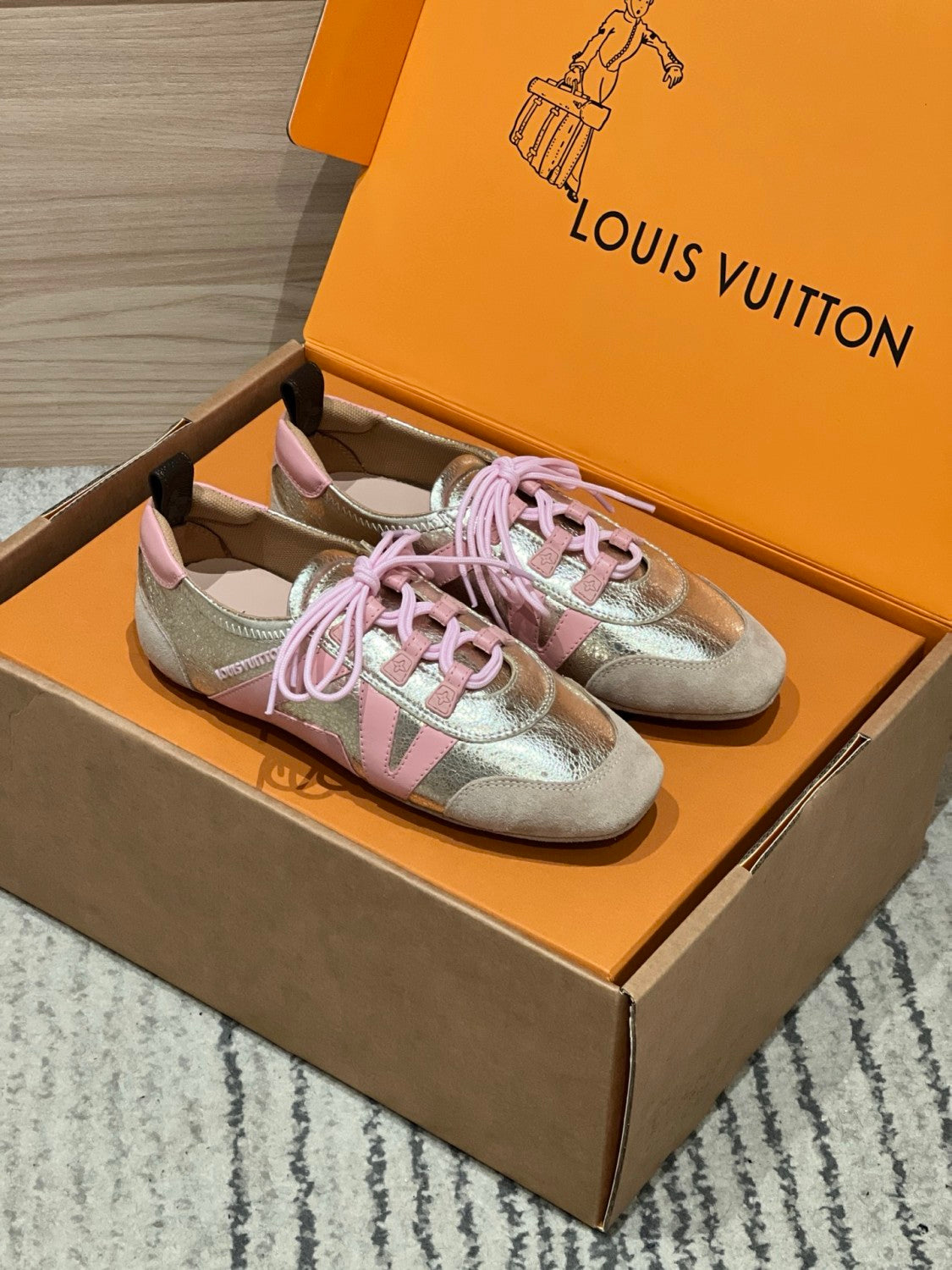 LOUIS VUITTON LV Sneakerina Shoes #382045