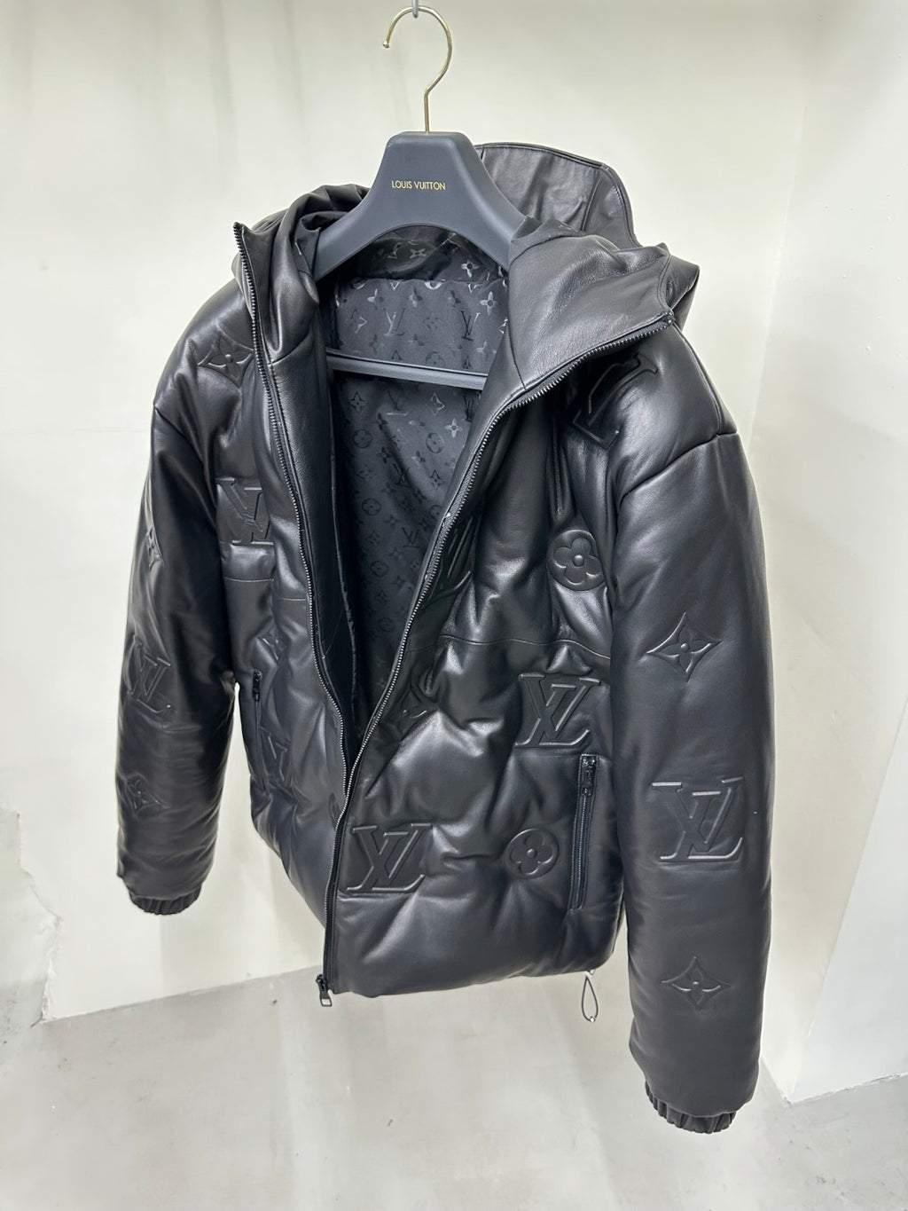 Louis Vuitton Men's Autumn and Winter Solid Color Embossed Printed Hooded Zipper Long Sleeve Puffer Down Jacket #75245
