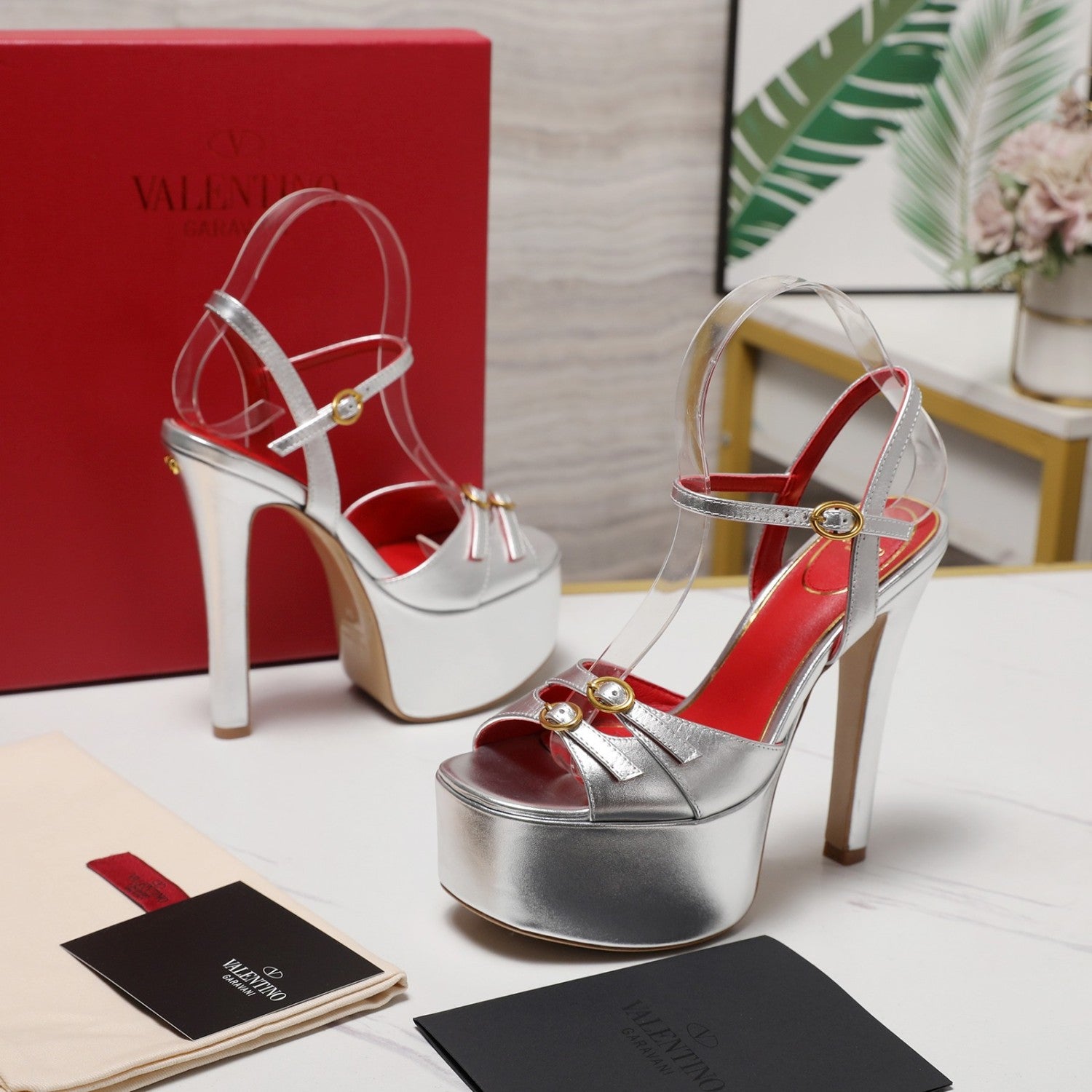 Valentino Round Toe Patent Leather High Heel Sandals 15.5CM #379994