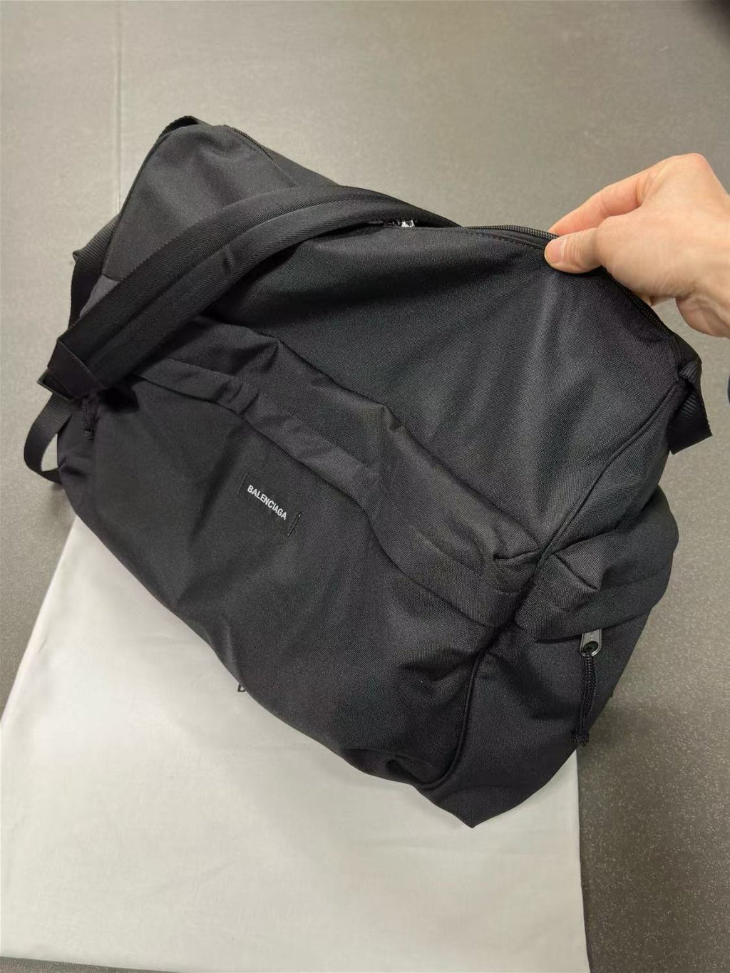 Balenciaga EXPLORER Medium Multi-Pocket Weekend Travel Bag Adjustable Shoulder Strap Stylish Casual Black Men's Bags #82446A