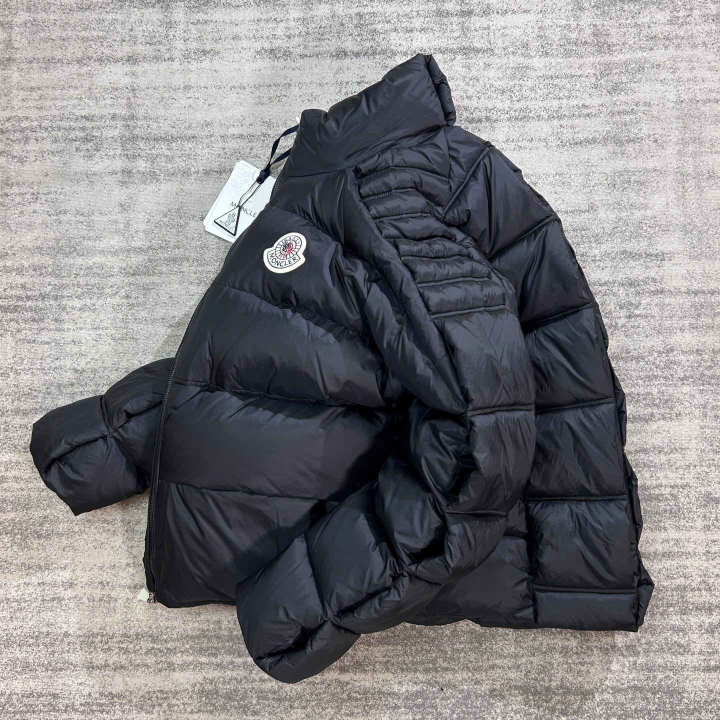 Moncler Dofa Men's and Women's Short Down Jacket Jacket #333938