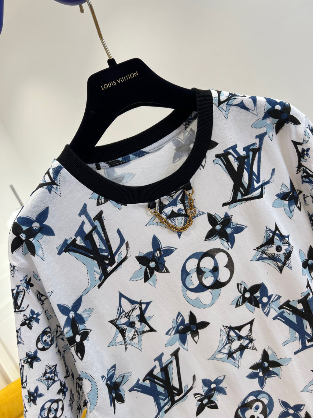 Louis Vuitton 3D Mahina Monogram T-Shirt #96749