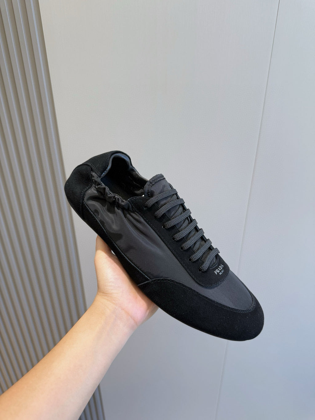 Prada Men's And Women's Spring/fall Fashion Classic Round Toe Lace Up Solid Color Leather Low Top Flat Sneakers Shoes #79215