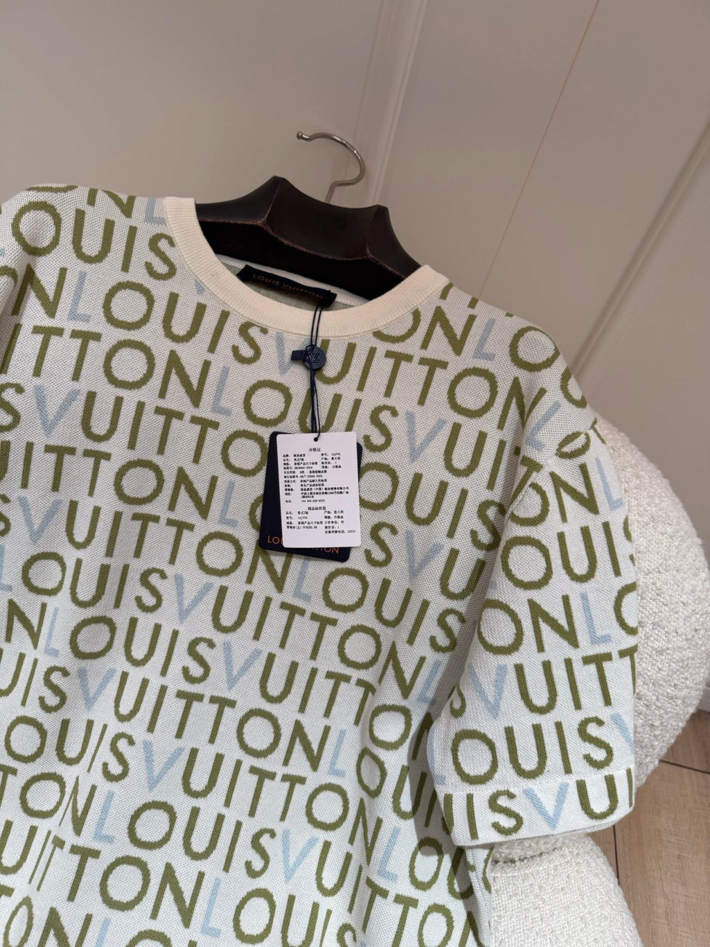 LOUIS VUITTON Jacquard Signature Short-Sleeved Crewneck #377408