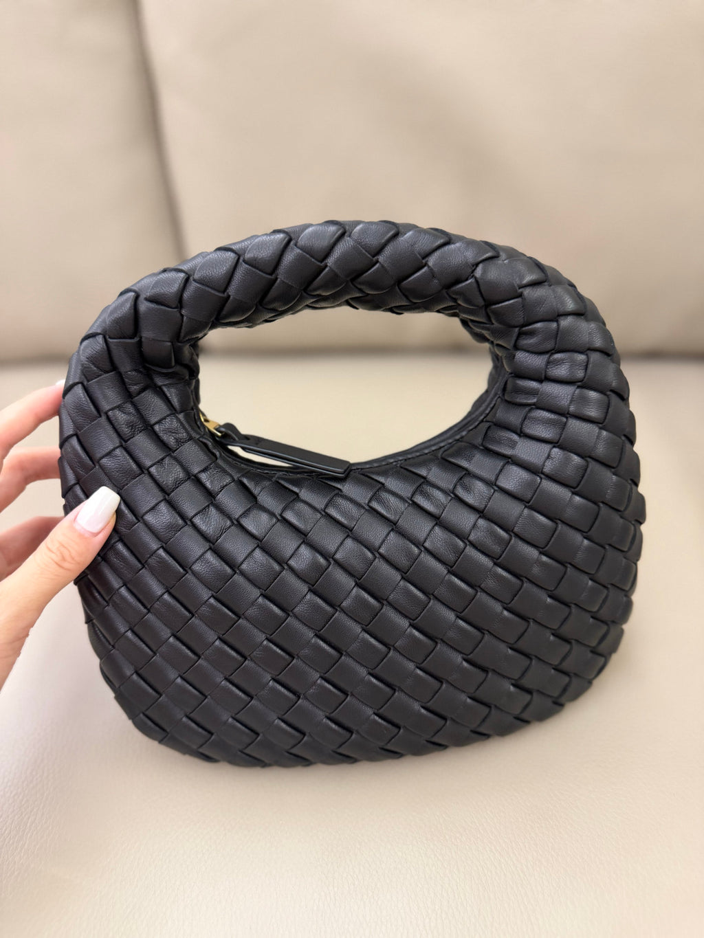 Bottega Veneta Mini Veneta Handbag Intrecciato-woven Fashionable Clutch Bag Solid Colour 867031V66V07258 #197545