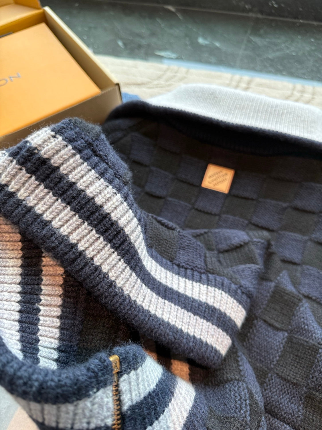 Louis Vuitton Damier Knit Blouson #335859