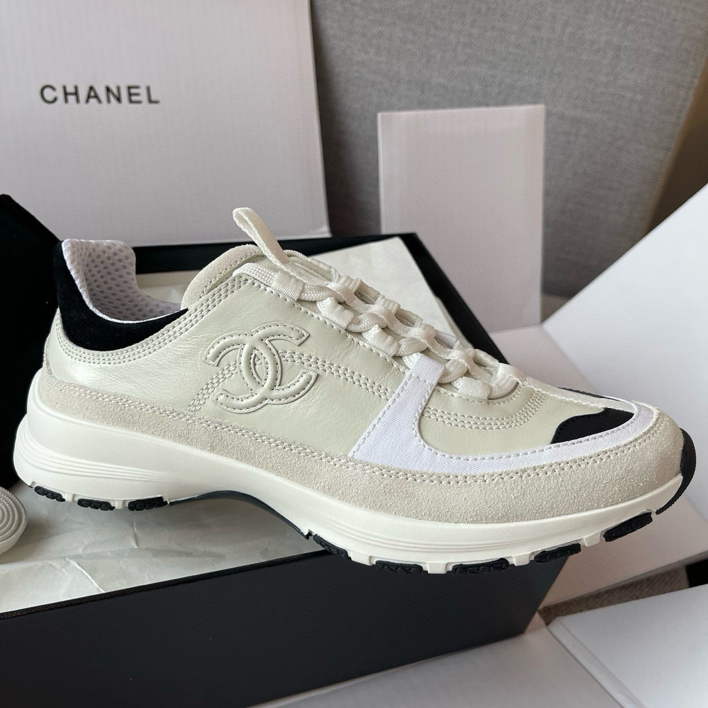Chanel Women's Solid Color Round Toe Leather Low Top Lace-Up Sneakers Shoes #77692