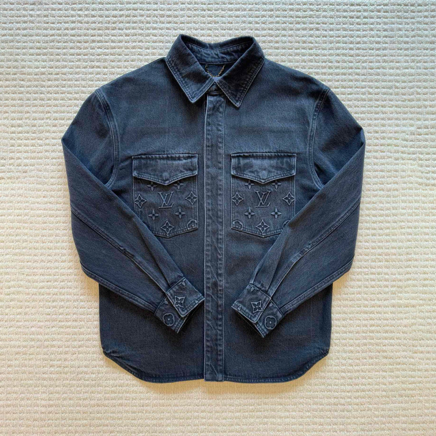 Louis Vuitton Men's Spring/autumn Fashion Casual Lapel Single Breasted Embossed Washed Denim Jacket #78387