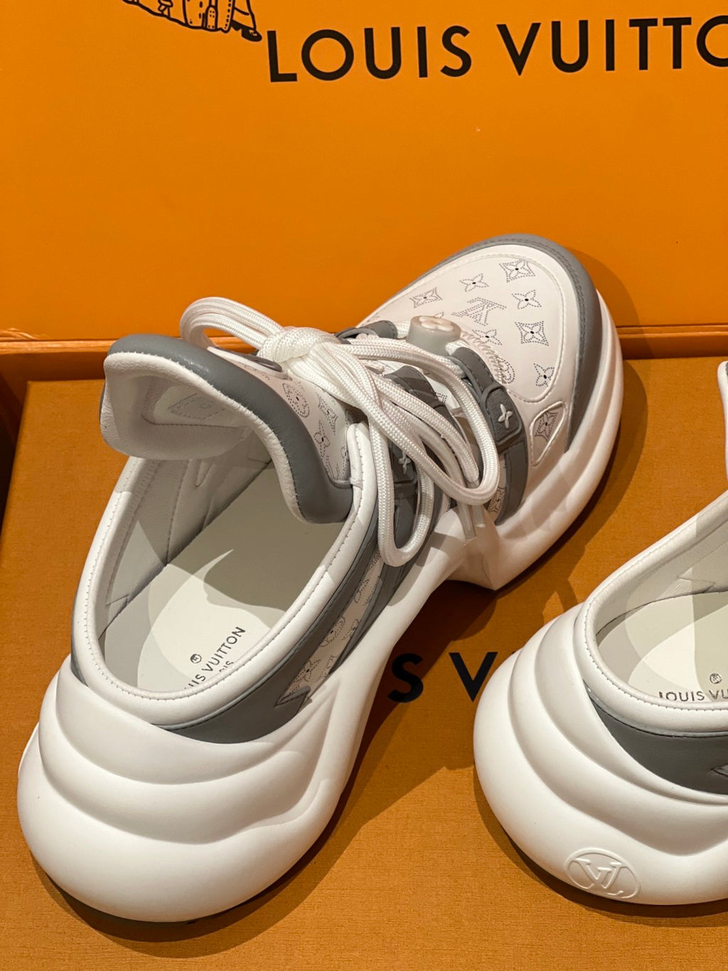 Louis Vuitton LV Archlight Women's Spring and Summer One Foot Stirrup Casual Low Top Lace Up Sneakers Shoes #76659