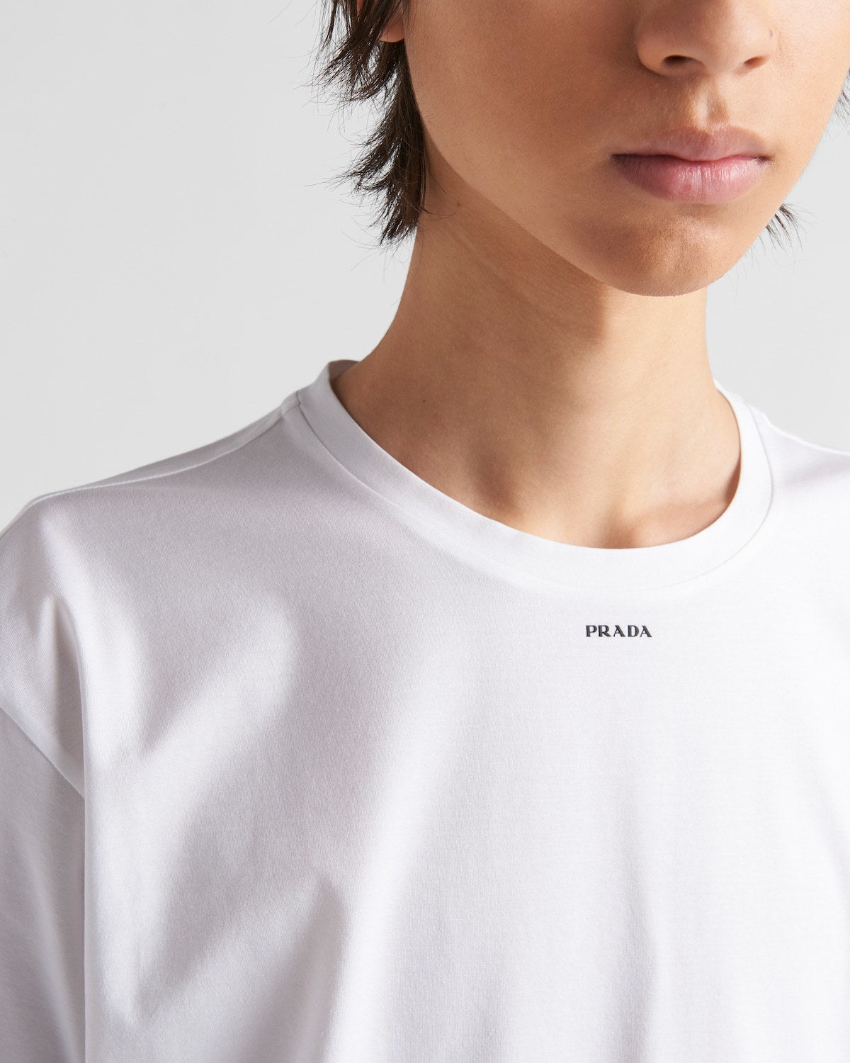 Prada Men's Spring/Summer Fashion Letter Logo Solid Color T-shirt Short sleeved Round Neck Casual Loose Comfortable Top  #99576