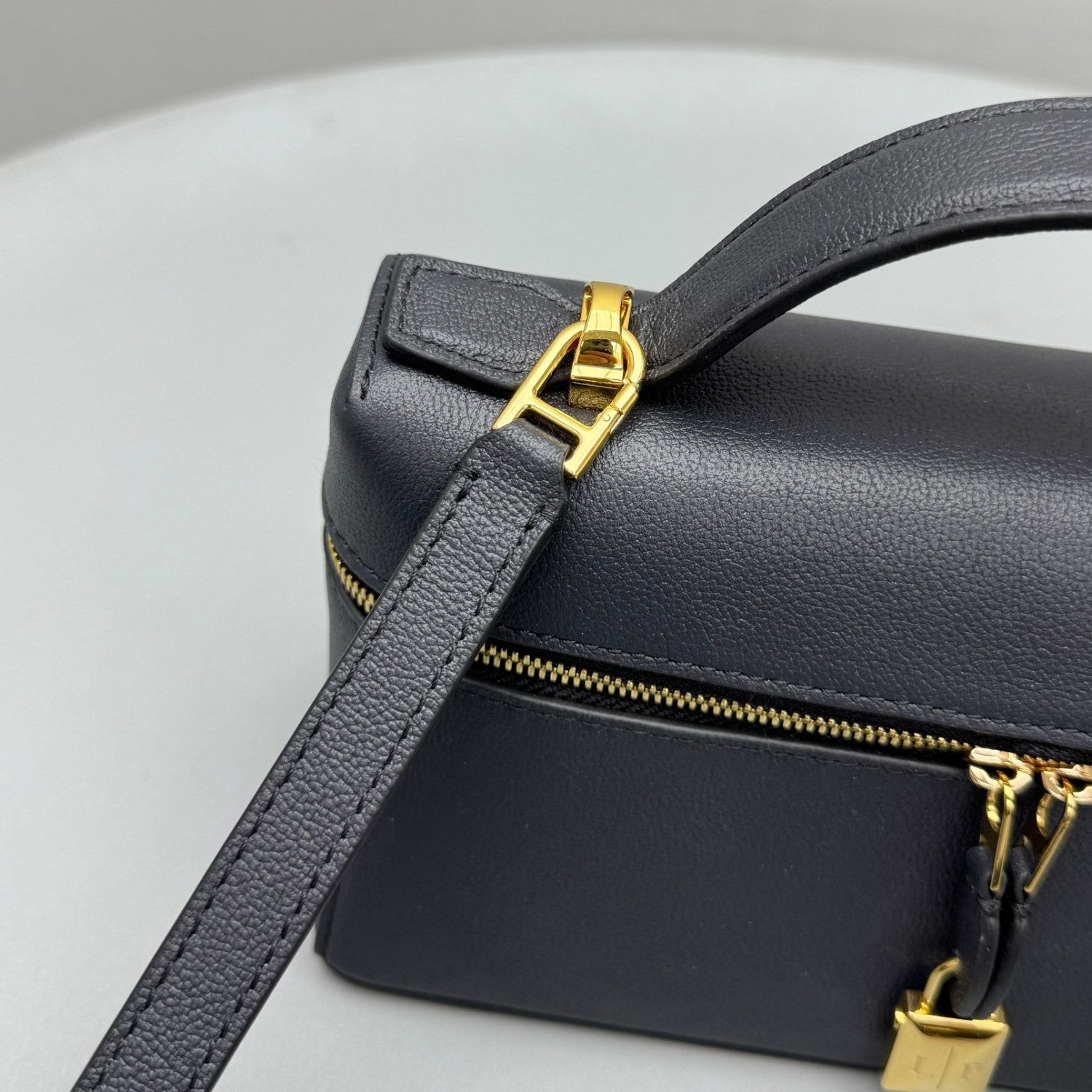 Loro Piana Extra Bag L23 Calfskin #333975