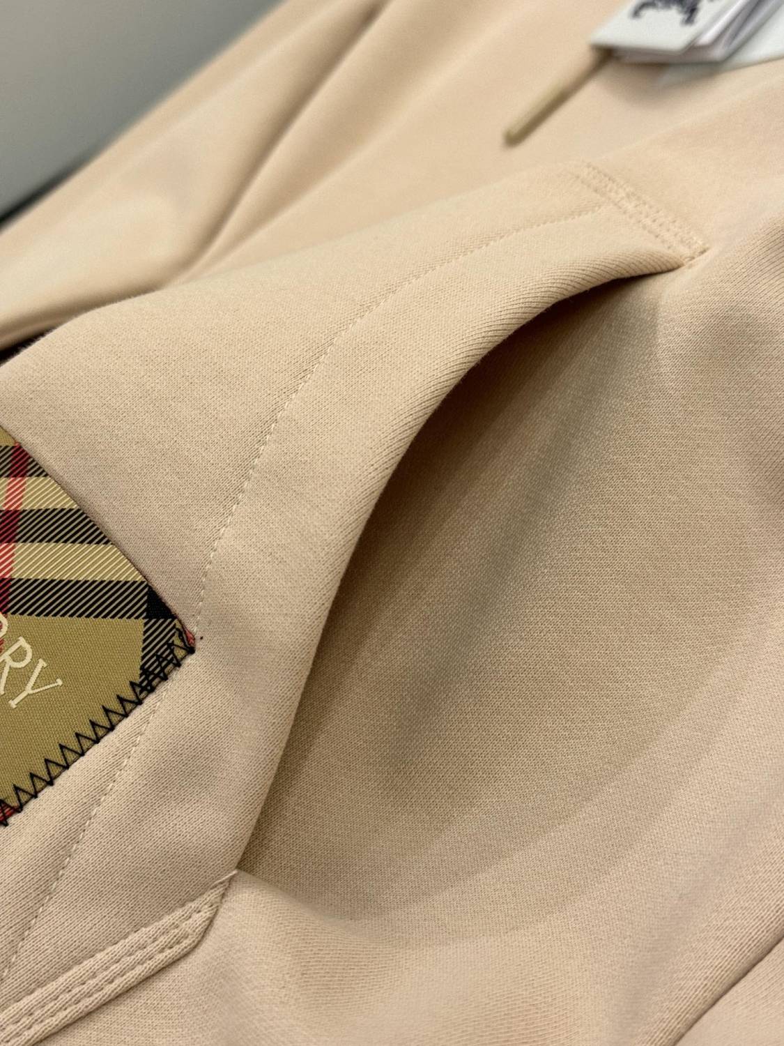 Burberry Men's Spring and Autumn Solid Color Plaid Pocket Loose Hooded Long Sleeve Sweatshirt #74743