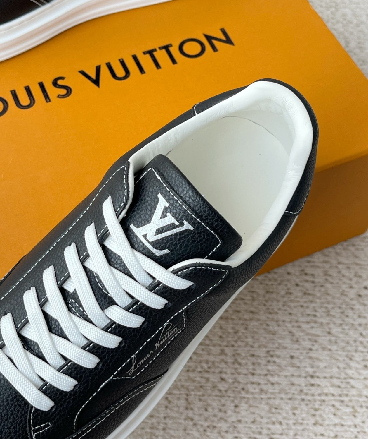 LOUIS VUITTON Beverly Hills Sneaker Shoes #380296