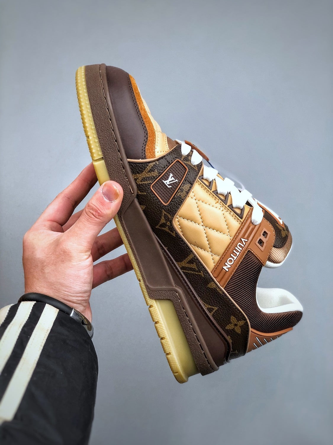 Louis Vuitton Trainer Paris-only Round-toe Lace-up Shoes 1A00LC #375678