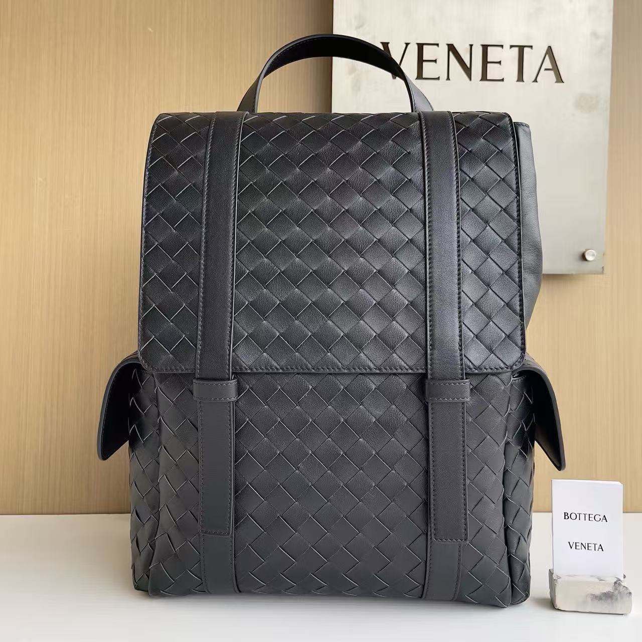 Bottega Veneta Back To School Men's Solid Color Flap Closure Woven Cowhide Leather Shoulder Bag Backpack Rucksack Bags #195225