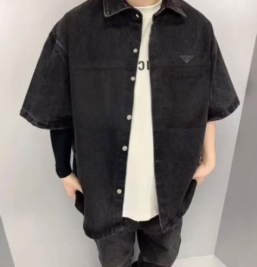 Prada Men's Early Autumn Men's Women's Lycra Denim Shirt. Triangle Logo Vintage Gray Short Sleeve Lapel Shirt Polo T-shirt  #81617