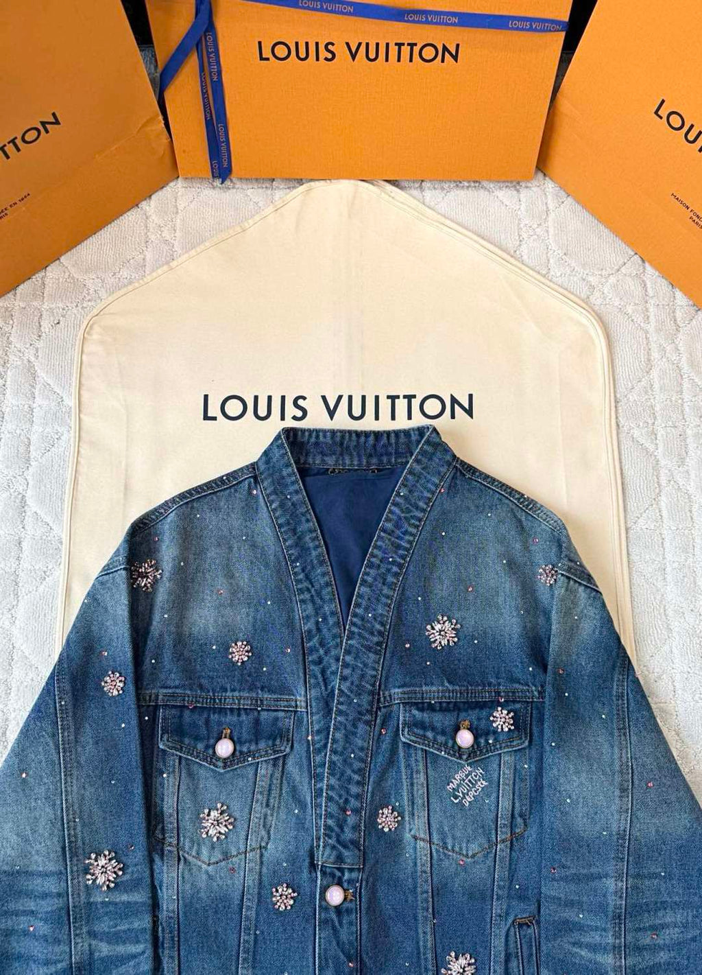 Louis Vuitton Men's and Women's Fashion Casual V Neck Embroidered Kimono Style Long Sleeve Denim Jacket  Embroidered Workwear Denim Shorts Suit Set #78735