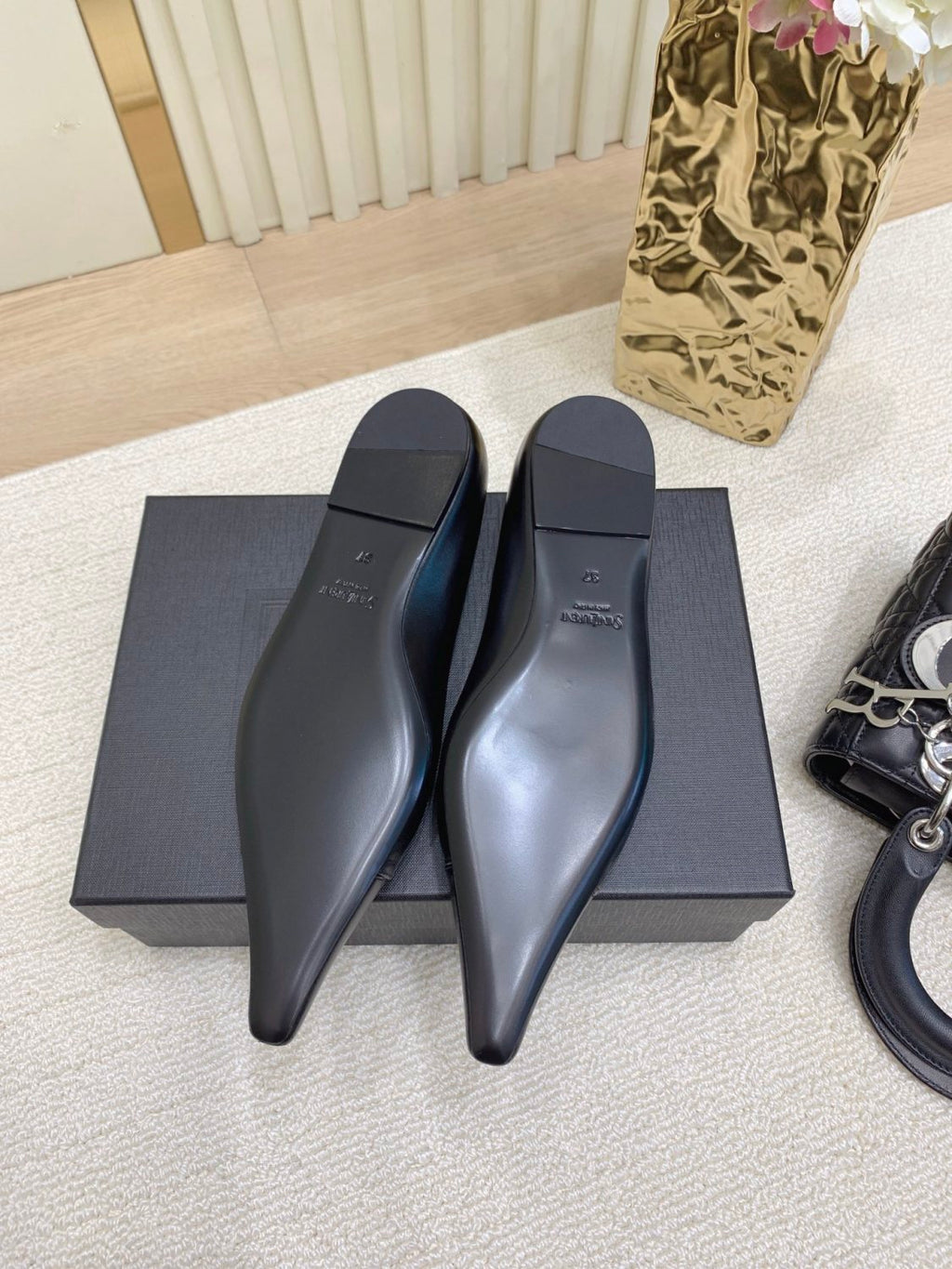 Saint Laurent Latest 2025 Silk Leather Spring/Summer Runway Single Shoes #332701