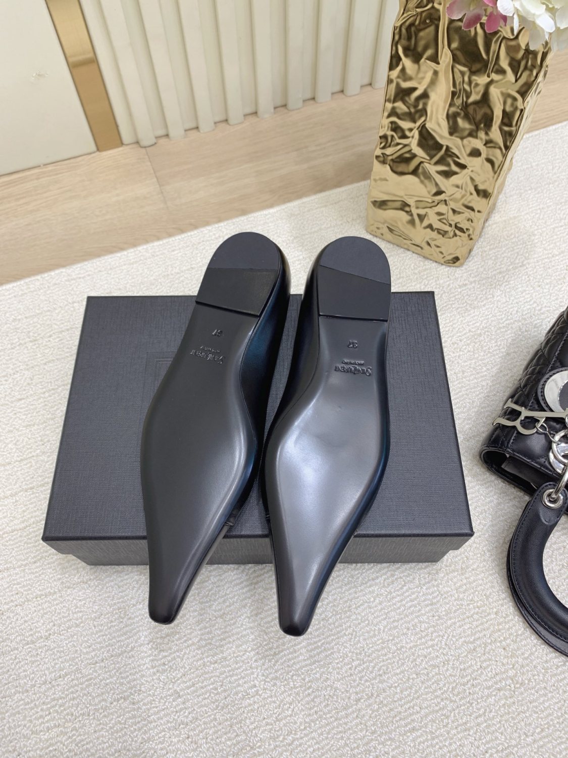 Saint Laurent Latest 2025 Silk Leather Spring/Summer Runway Single Shoes #332701