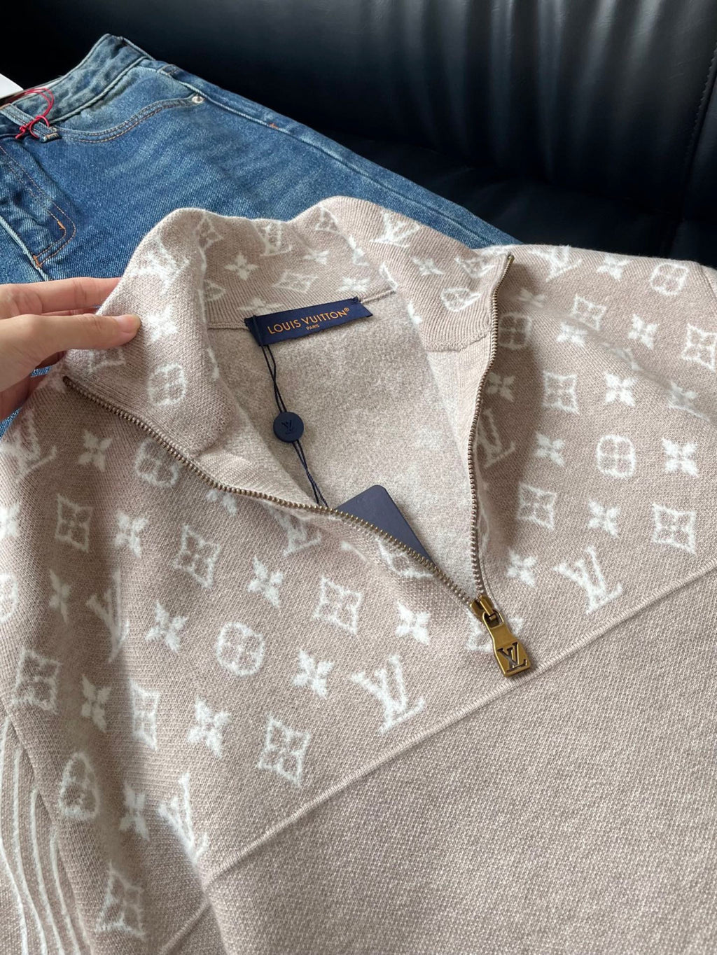 Louis Vuitton Ribbed Wool Half-Zip Pullove #333703