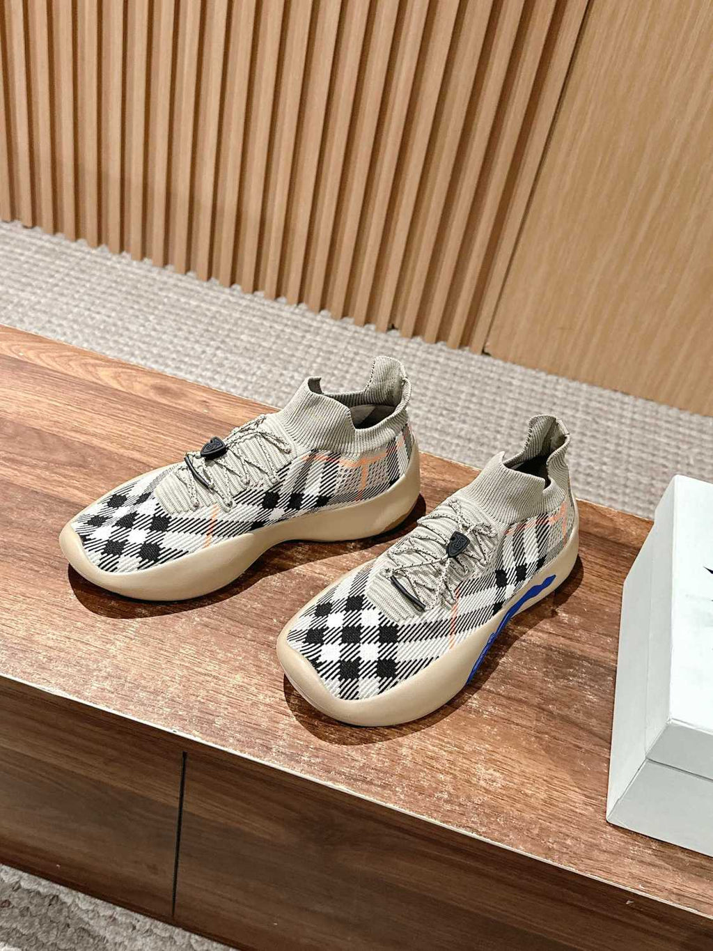 Burberry Neptune Men's Plaid Knit Low-Top Lace-Up Thick-Sole Sneakers Shoes #77226