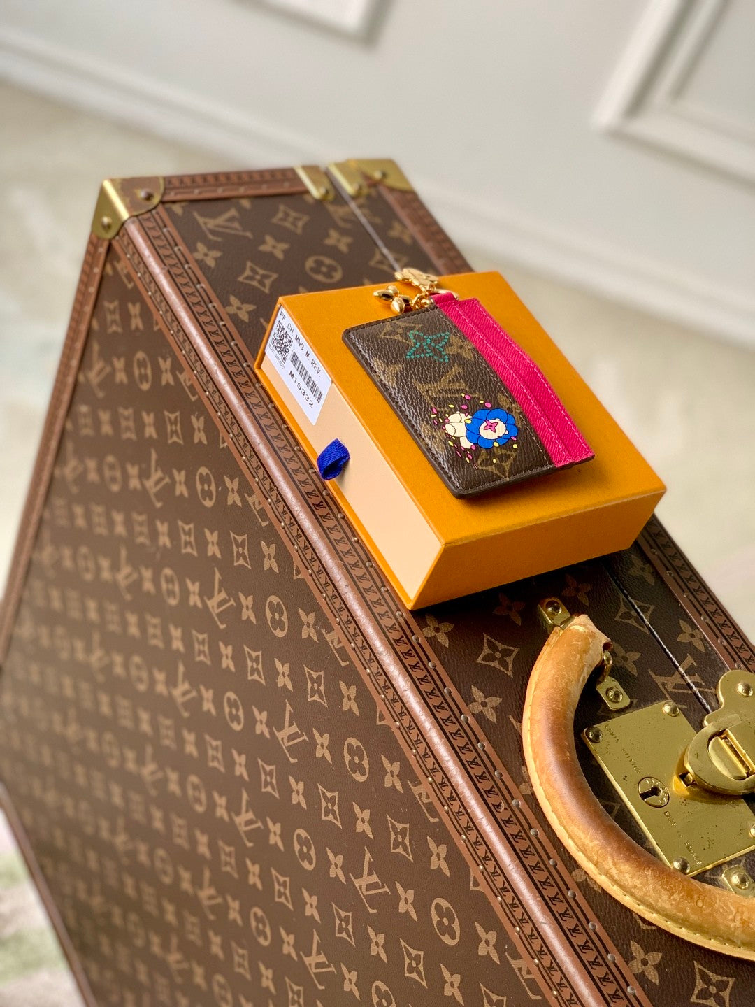 LOUIS VUITTON  Lv Charms Card Holder Monogram Leather Keyring Card Case Stylish Refined. And Elegant Bag Bags #81832A