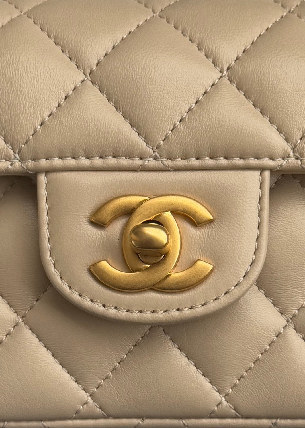 Chanel Women's Horizontal Trumpet Apricot Kelly Bag Lambskin Apricot Antique Gold Buckle Shoulder Crossbody Handbag #332359