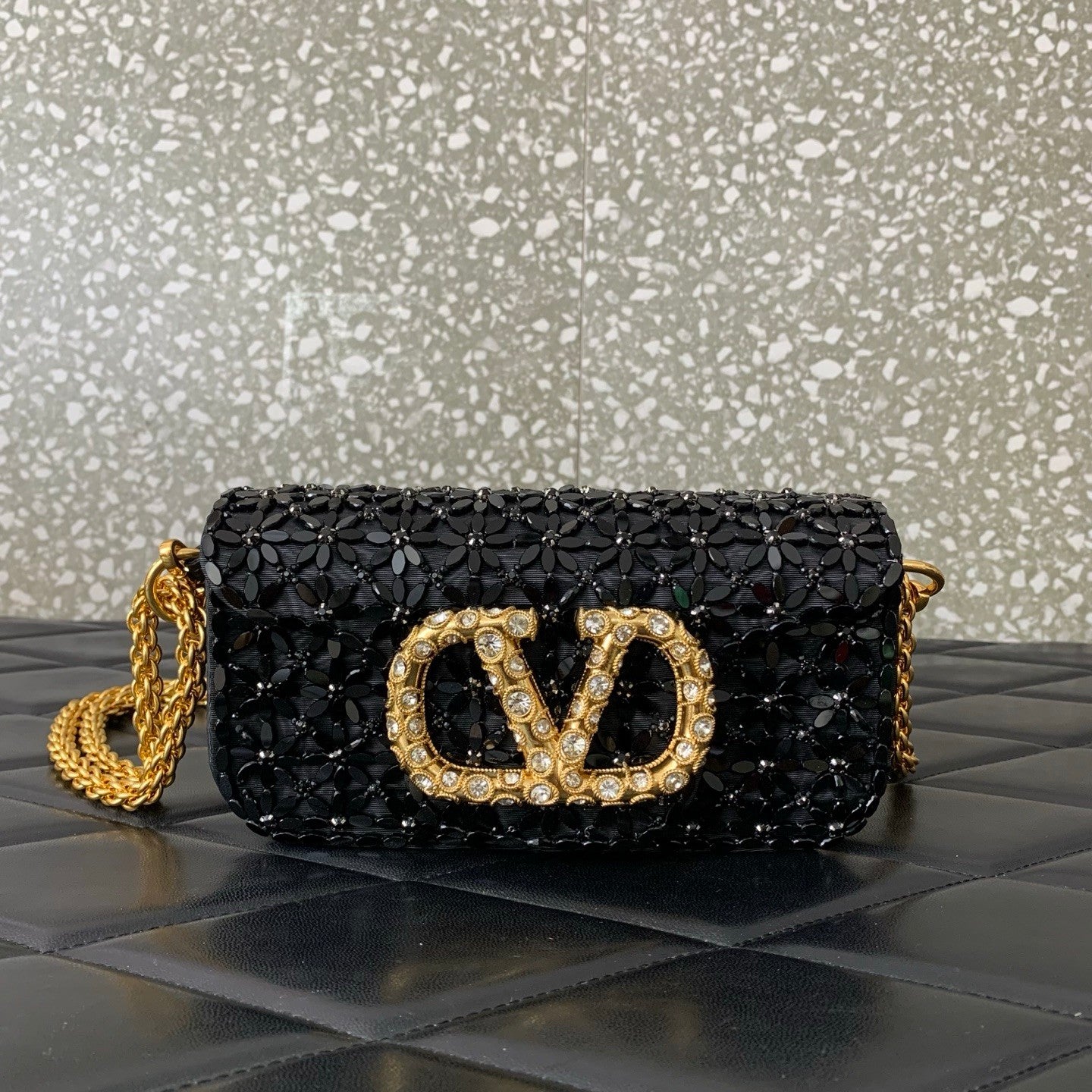 Valentino Imitation Crystal Decoration V Logo Signature Handbag #333601