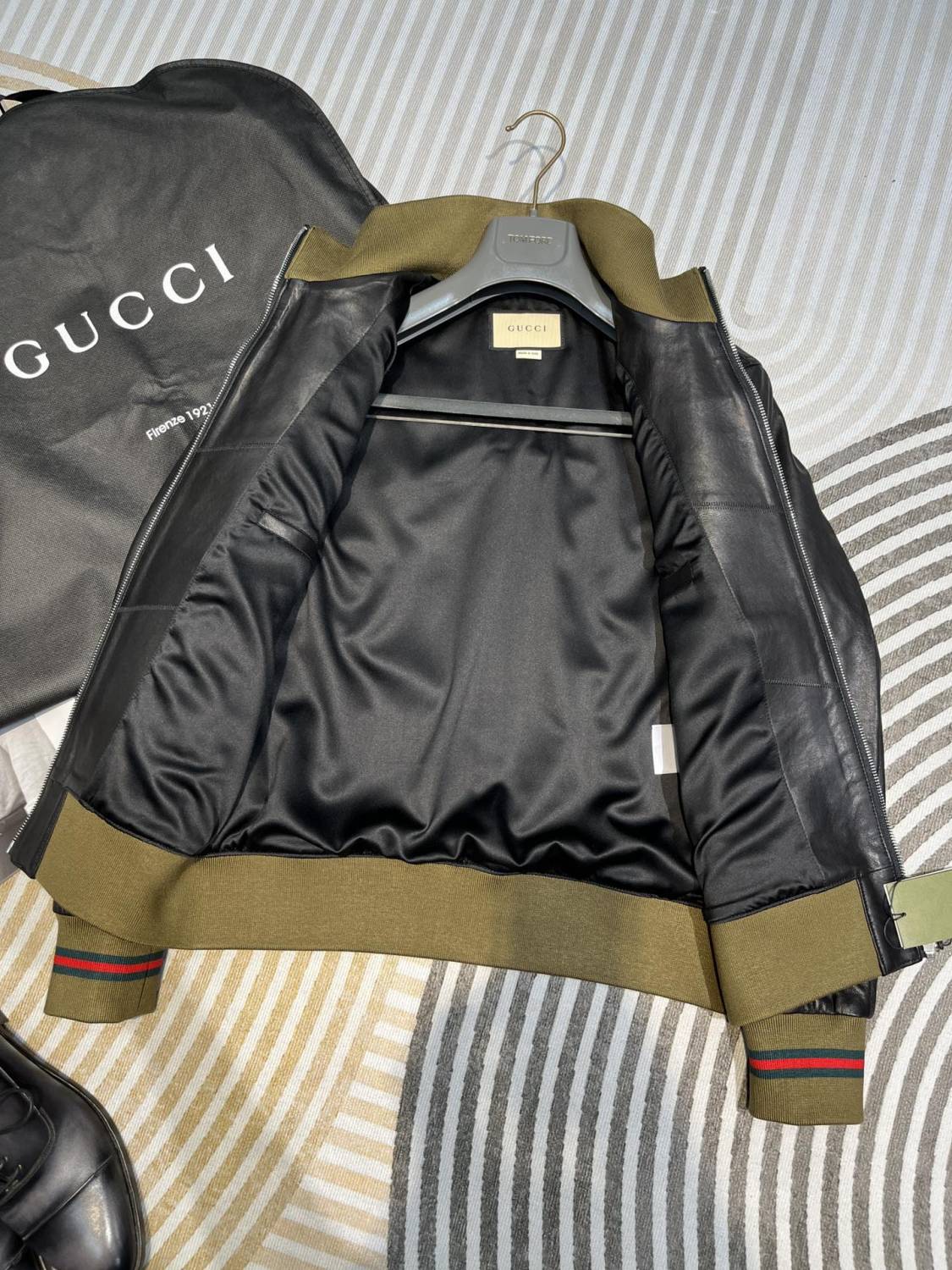 Gucci Men's Spring And Autumn Striped Standing Collar Solid Color Long Sleeve Leather Jacket Coat #99961