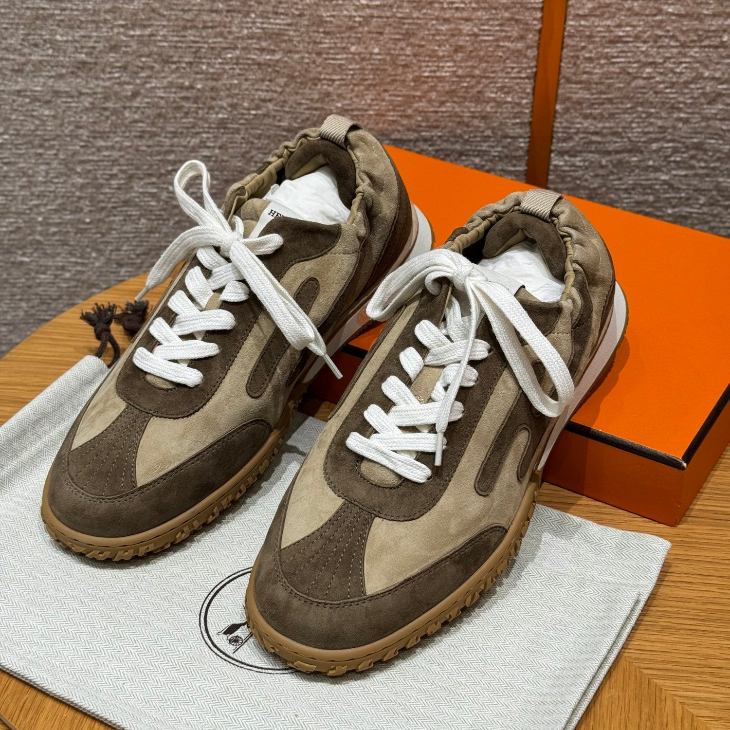 Hermes Jet Men's And Women's Spring/Fall Fashion Casual Round Toe Lace Up Low Top Suede Rubber Sole Training Shoes Sneakers #78581