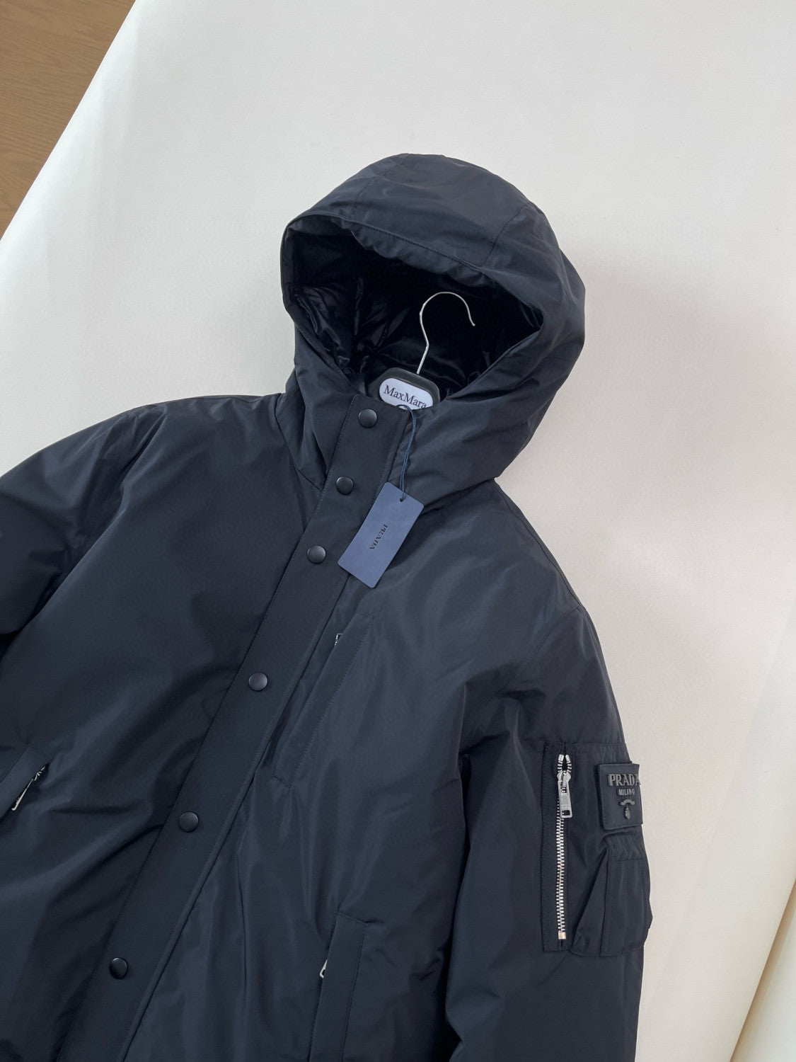 Prada Men's Fall/winter Fashion Casual Solid Color Hooded Zipper Single Button Windproof Down Jacket #79565