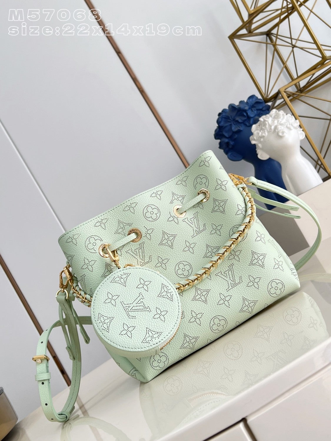LOUIS VUITTON Bella Mahina Handbags M57068#382247