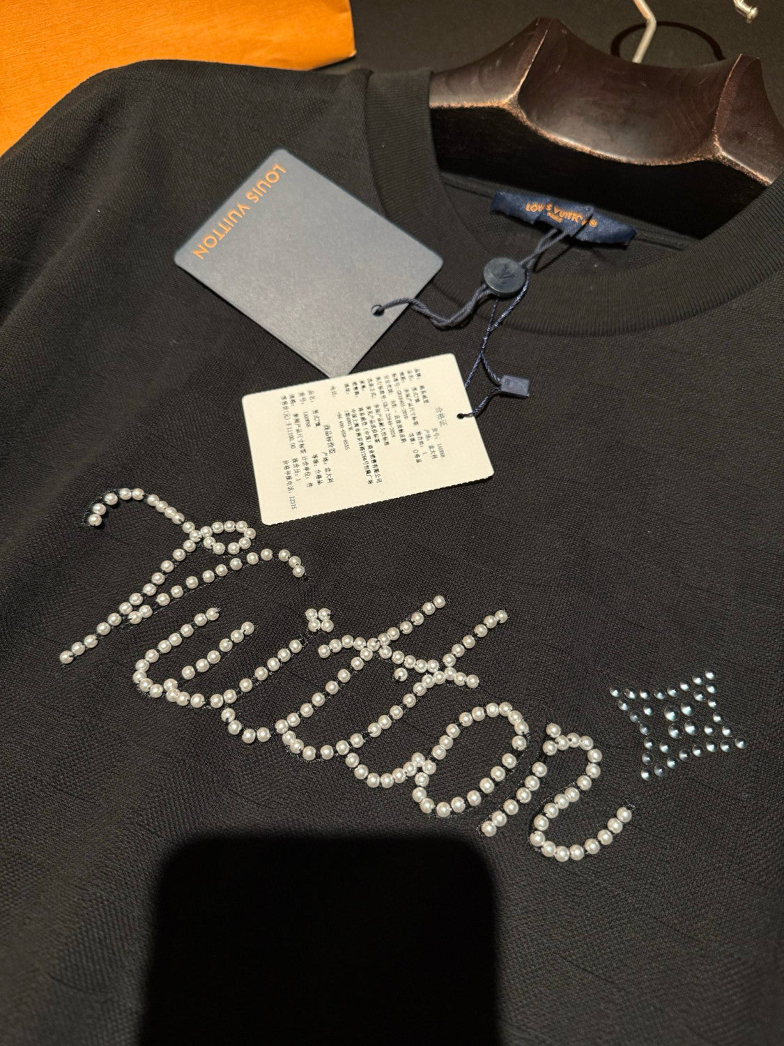 Louis Vuitton Men's Short-sleeved T-shirt Damier Pattern Bead Embroidered Cursive Signature New Style #325063