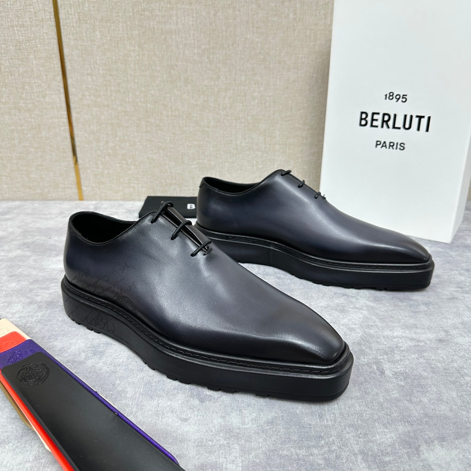 Berluti Alessandro Altof Men's Fall/Winter Fashion Classic Round Toe Slip On Lace Up Handcrafted Vintage Leather Oxford Shoes #79112