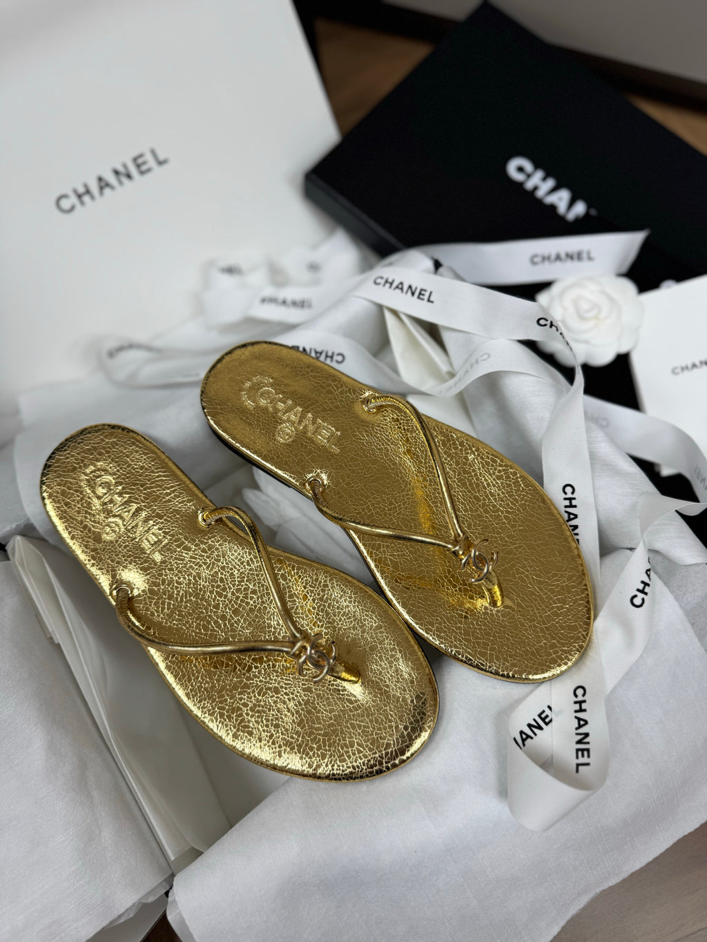 Chanel Mules Crackled Laminated Calfskin Gold #379231